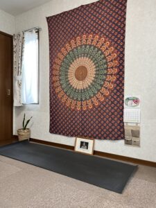 土曜日の午後はＨＯＭＥヨガ✤気持ちスッキリ・身体スッキリ